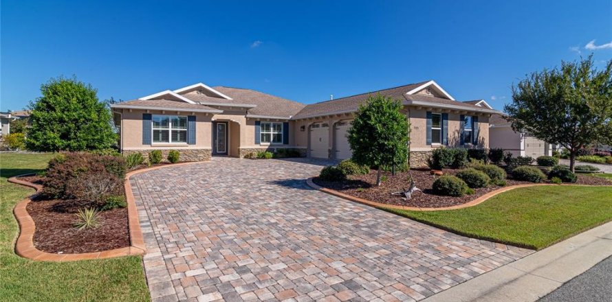 Villa ou maison à Ocala, Floride 3 chambres, 246.93 m2 № 2418834