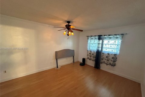 Снять в аренду кондоминиум в Авентура, Флорида 1 спальня, 74.32м2, № 2004626 - фото 8