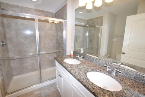 Townhouse in Winter Garden, Florida 3 bedrooms, 150.87 sq.m. № 2218601 - photo 30