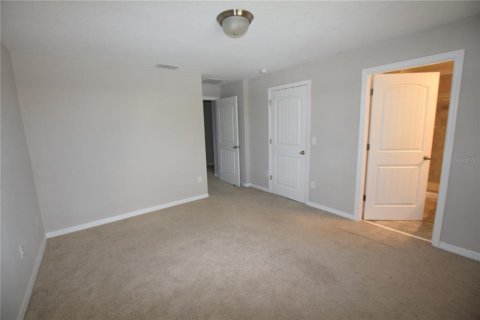 Townhouse in Winter Garden, Florida 3 bedrooms, 150.87 sq.m. № 2218601 - photo 29