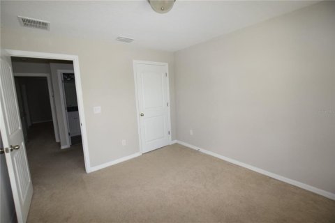 Townhouse in Winter Garden, Florida 3 bedrooms, 150.87 sq.m. № 2218601 - photo 23