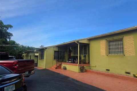 Casa en venta en Miami, Florida, 2 dormitorios, 181.07 m2 № 1760995 - foto 10