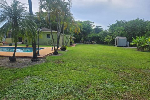 Casa en venta en Miami, Florida, 2 dormitorios, 181.07 m2 № 1760995 - foto 4