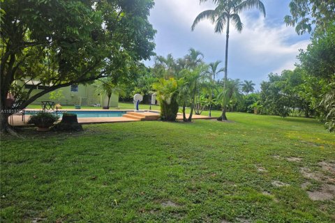 Casa en venta en Miami, Florida, 2 dormitorios, 181.07 m2 № 1760995 - foto 8