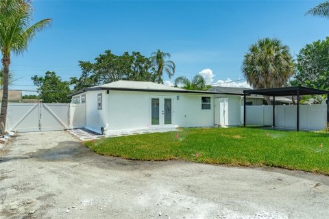 Casa en venta en Saint Petersburg, Florida, 3 dormitorios, 119.01 m2 № 2277407 - foto 27