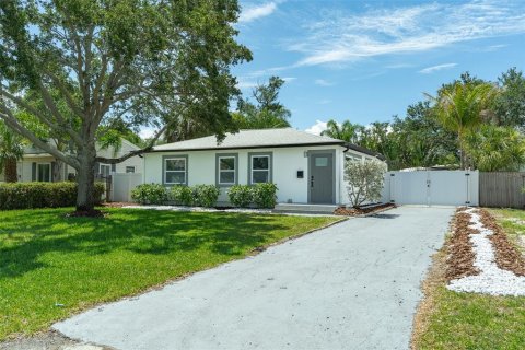 Casa en venta en Saint Petersburg, Florida, 3 dormitorios, 119.01 m2 № 2277407 - foto 2