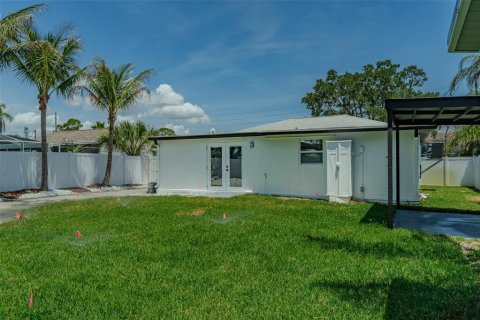 Casa en venta en Saint Petersburg, Florida, 3 dormitorios, 119.01 m2 № 2277407 - foto 26