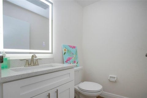 Condo in Sun City Center, Florida, 1 bedroom № 2101272 - photo 10