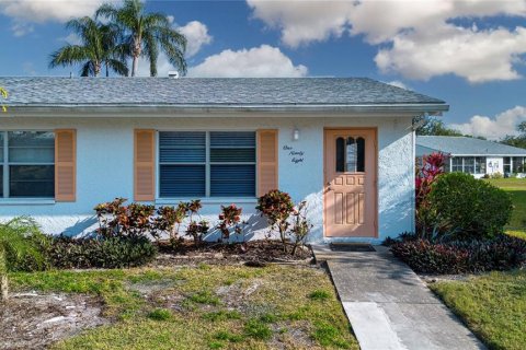 Condo in Sun City Center, Florida, 1 bedroom № 2101272 - photo 30