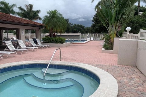 Condominio en alquiler en Bradenton, Florida, 2 dormitorios, 84.73 m2 № 1856649 - foto 10
