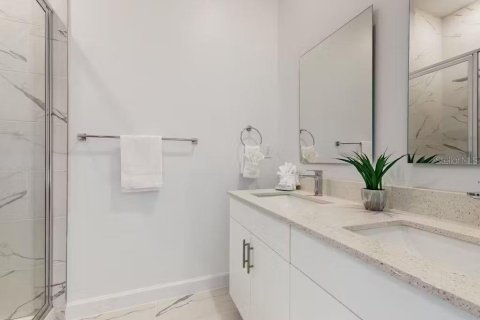 Adosado en venta en Davenport, Florida, 4 dormitorios, 187.66 m2 № 1115482 - foto 15