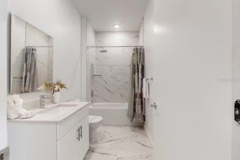 Adosado en venta en Davenport, Florida, 4 dormitorios, 187.66 m2 № 1115482 - foto 19