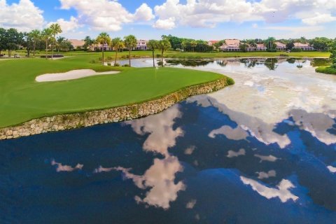 House in Palm Beach Gardens, Florida 3 bedrooms, 137.77 sq.m. № 2088127 - photo 25