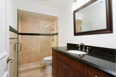 House in Palm Beach Gardens, Florida 3 bedrooms, 137.77 sq.m. № 2088127 - photo 9
