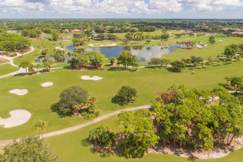House in Palm Beach Gardens, Florida 3 bedrooms, 137.77 sq.m. № 2088127 - photo 26
