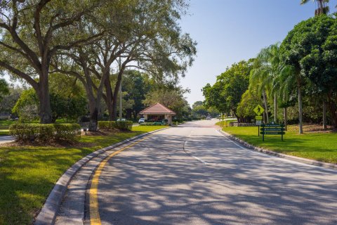 House in Palm Beach Gardens, Florida 3 bedrooms, 137.77 sq.m. № 2088127 - photo 21