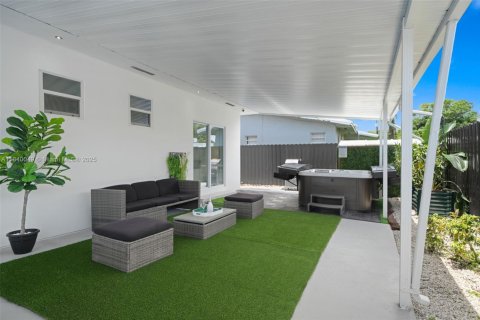 Villa ou maison à louer à Miami, Floride: 5 chambres, 250.84 m2 № 1828796 - photo 29