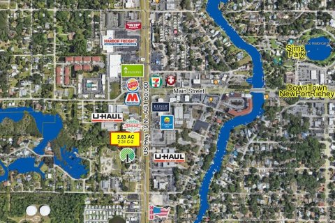 Propiedad comercial en venta en New Port Richey, Florida, 397.53 m2 № 1063909 - foto 4