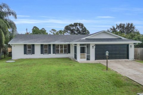House in Port St. Lucie, Florida 3 bedrooms, 133.41 sq.m. № 2367728