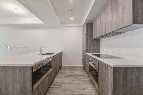 Copropriété à louer à Miami, Floride: 2 chambres, 103.96 m2 № 2240926 - photo 5