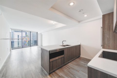 Copropriété à louer à Miami, Floride: 2 chambres, 103.96 m2 № 2240926 - photo 3