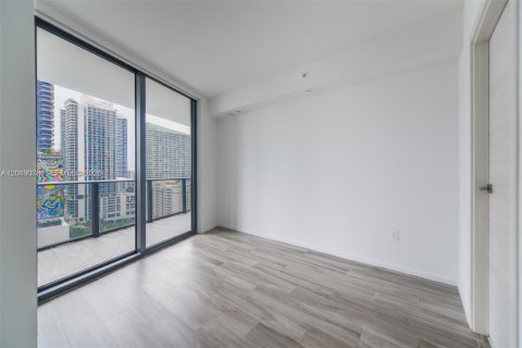 Copropriété à louer à Miami, Floride: 2 chambres, 103.96 m2 № 2240926 - photo 24