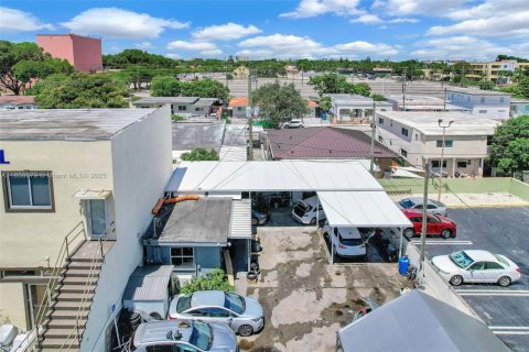 Immobilier commercial à vendre à Miami, Floride № 1887238 - photo 4