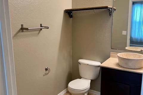 Condominio en alquiler en Orlando, Florida, 4 dormitorios, 121.98 m2 № 1918733 - foto 15