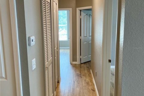 Condominio en alquiler en Orlando, Florida, 4 dormitorios, 121.98 m2 № 1918733 - foto 13