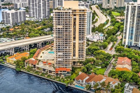 Condominio en alquiler en Aventura, Florida, 3 dormitorios, 220.27 m2 № 2032772 - foto 26