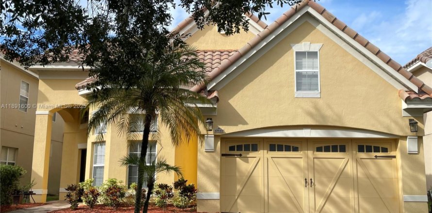 Casa en Orlando, Florida 3 dormitorios, 258.92 m2 № 1944019