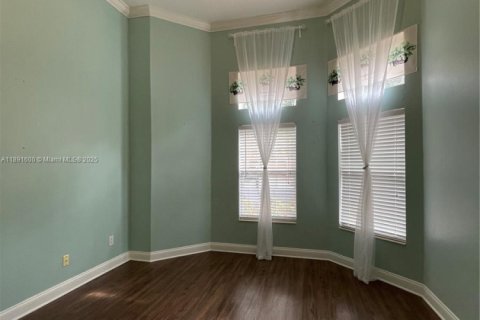 Купить виллу или дом в Орландо, Флорида 8 комнат, 260.22м2, № 1944019 - фото 23