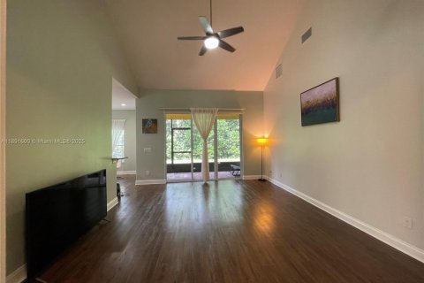 Купить виллу или дом в Орландо, Флорида 8 комнат, 260.22м2, № 1944019 - фото 10