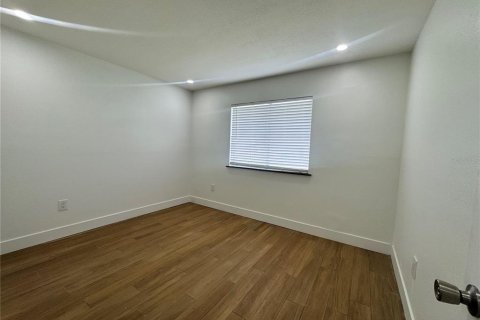 Apartment in DeLand, Florida 2 bedrooms, 89.19 sq.m. № 1901133 - photo 13