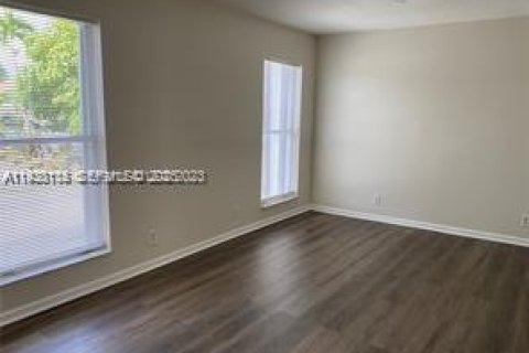 Купить таунхаус в Норт-Лодердейл, Флорида 3 спальни, 136.75м2, № 1988650 - фото 2