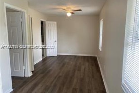 Купить таунхаус в Норт-Лодердейл, Флорида 3 спальни, 136.75м2, № 1988650 - фото 15