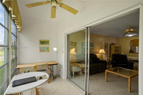 Condominio en venta en Lauderhill, Florida, 2 dormitorios, 80.82 m2 № 2043936 - foto 13