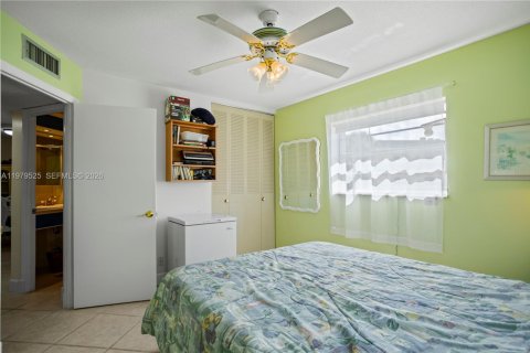 Condominio en venta en Lauderhill, Florida, 2 dormitorios, 80.82 m2 № 2043936 - foto 24