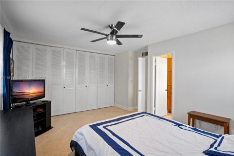 Condominio en venta en Lauderhill, Florida, 2 dormitorios, 80.82 m2 № 2043936 - foto 19