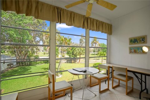Condominio en venta en Lauderhill, Florida, 2 dormitorios, 80.82 m2 № 2043936 - foto 14