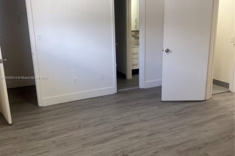 Adosado en alquiler en Lauderhill, Florida, 2 dormitorios, 94.76 m2 № 1435369 - foto 16