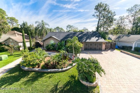Casa en venta en Fleming Island, Florida, 4 dormitorios, 269.32 m2 № 802060 - foto 1