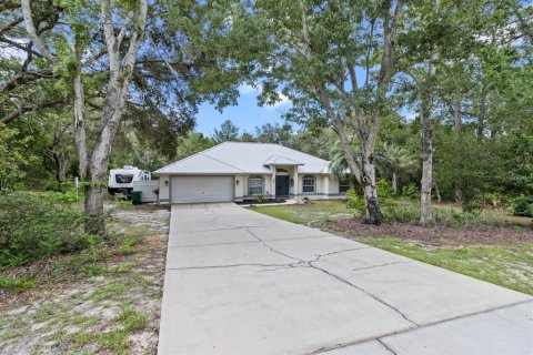 House in Lecanto, Florida 4 bedrooms, 177.44 sq.m. № 1838367 - photo 3