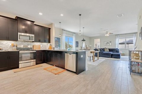 Casa en venta en Orlando, Florida, 3 dormitorios, 208.01 m2 № 1916141 - foto 17