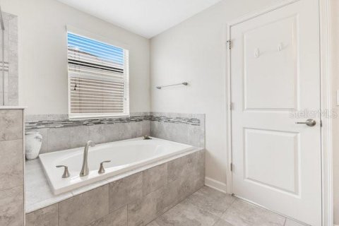 Casa en venta en Orlando, Florida, 3 dormitorios, 208.01 m2 № 1916141 - foto 27