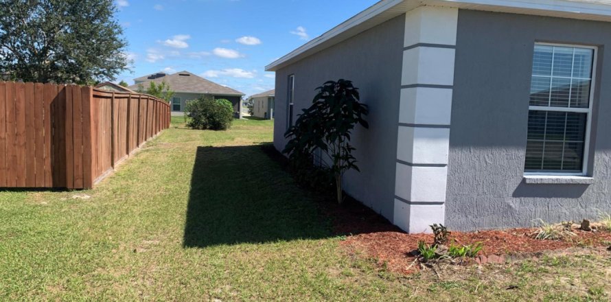 Casa en Winter Haven, Florida 4 dormitorios, 135.64 m2 № 1011699