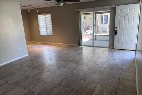 Condominio en venta en Kissimmee, Florida, 2 dormitorios, 94.02 m2 № 1648068 - foto 14