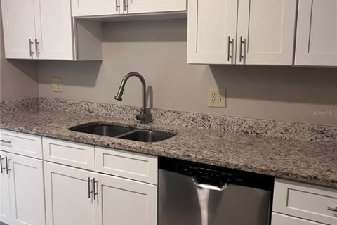 Condominio en venta en Kissimmee, Florida, 2 dormitorios, 94.02 m2 № 1648068 - foto 8