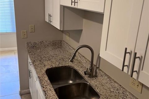 Condominio en venta en Kissimmee, Florida, 2 dormitorios, 94.02 m2 № 1648068 - foto 9