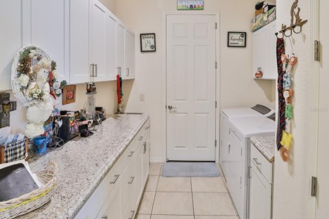 Casa en venta en Winter Haven, Florida, 3 dormitorios, 192.21 m2 № 2155896 - foto 21